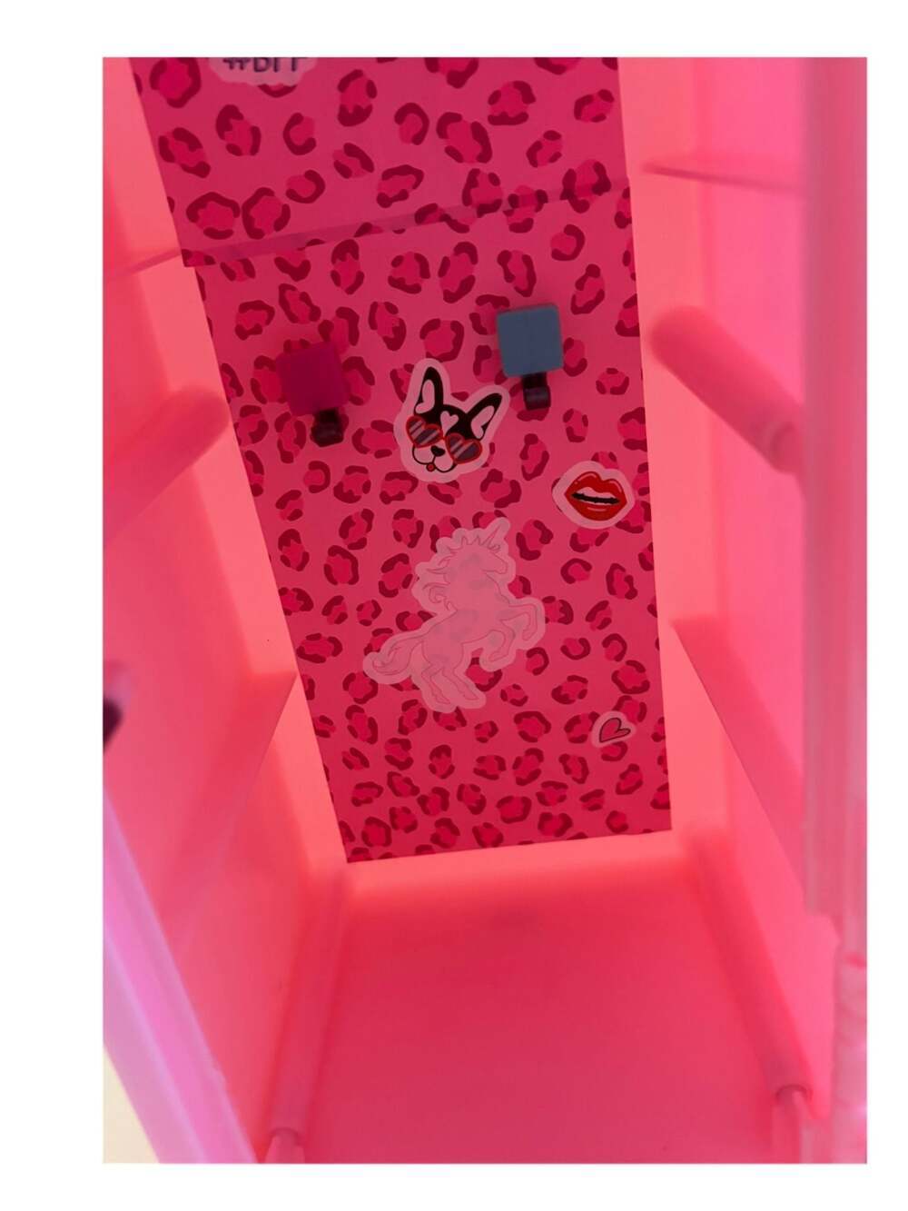 Real Littles Collectible Micro Locker - Picture 5 of 6